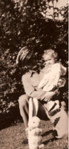 2nd Lt. Robert W. Gregory and his daughter, Roberta, 1944.