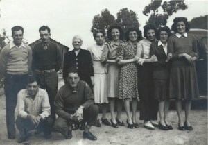 Joe, Tony, Manuel, Frank, Mom (Clara), Mary, Edwina, Clara, Rose, Annie, and Barbara